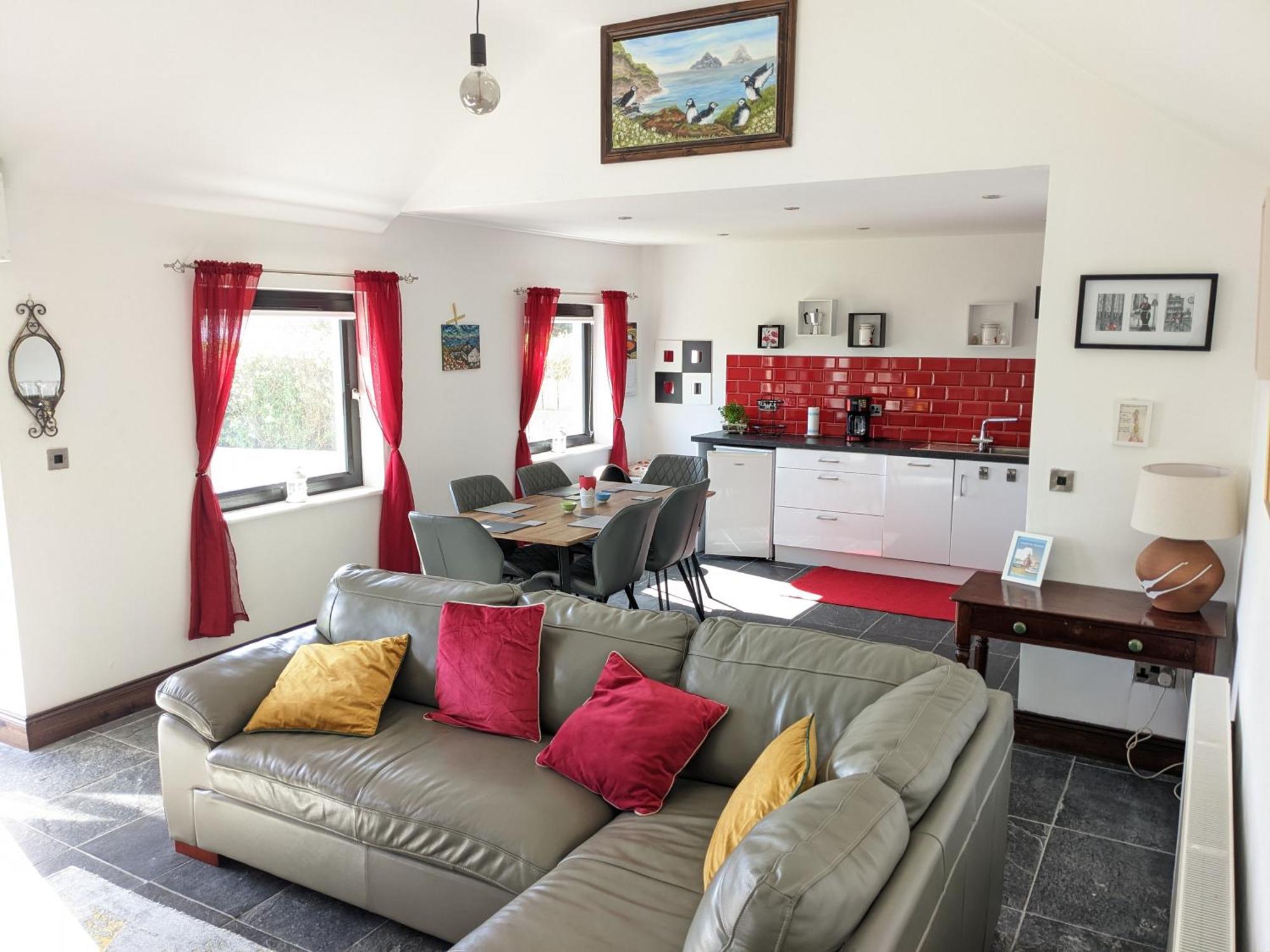 Shore Cottage - Cosy Comfort At The Sea Knights Town Buitenkant foto